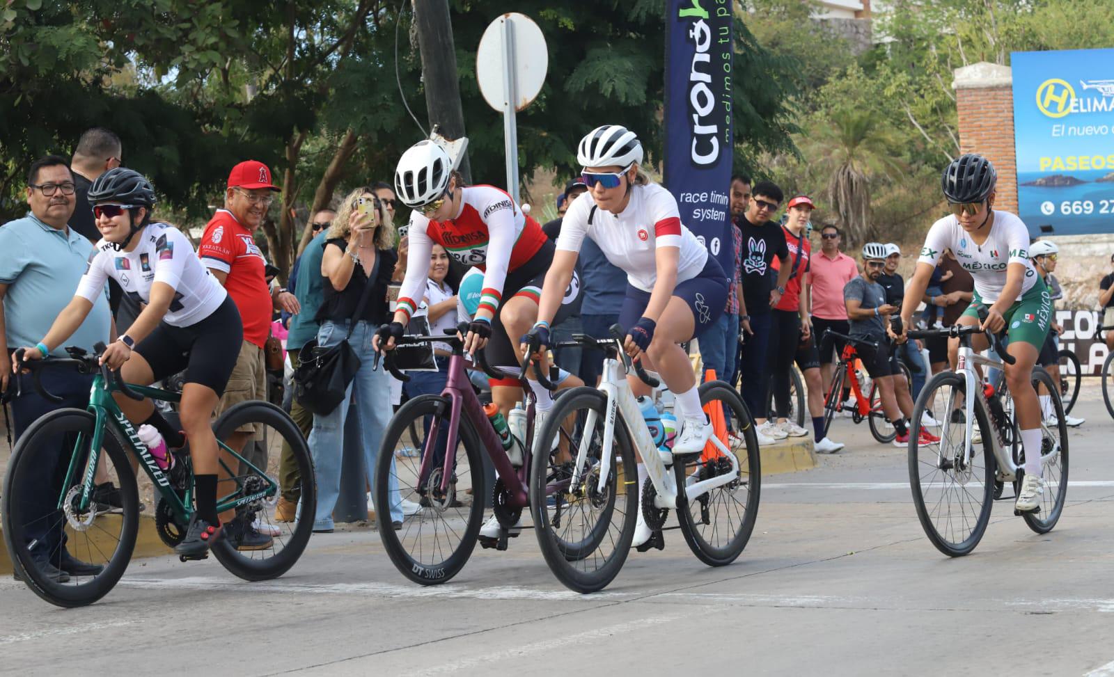 $!Pedalistas mazatlecos se adueñan de Copa Ciclotour