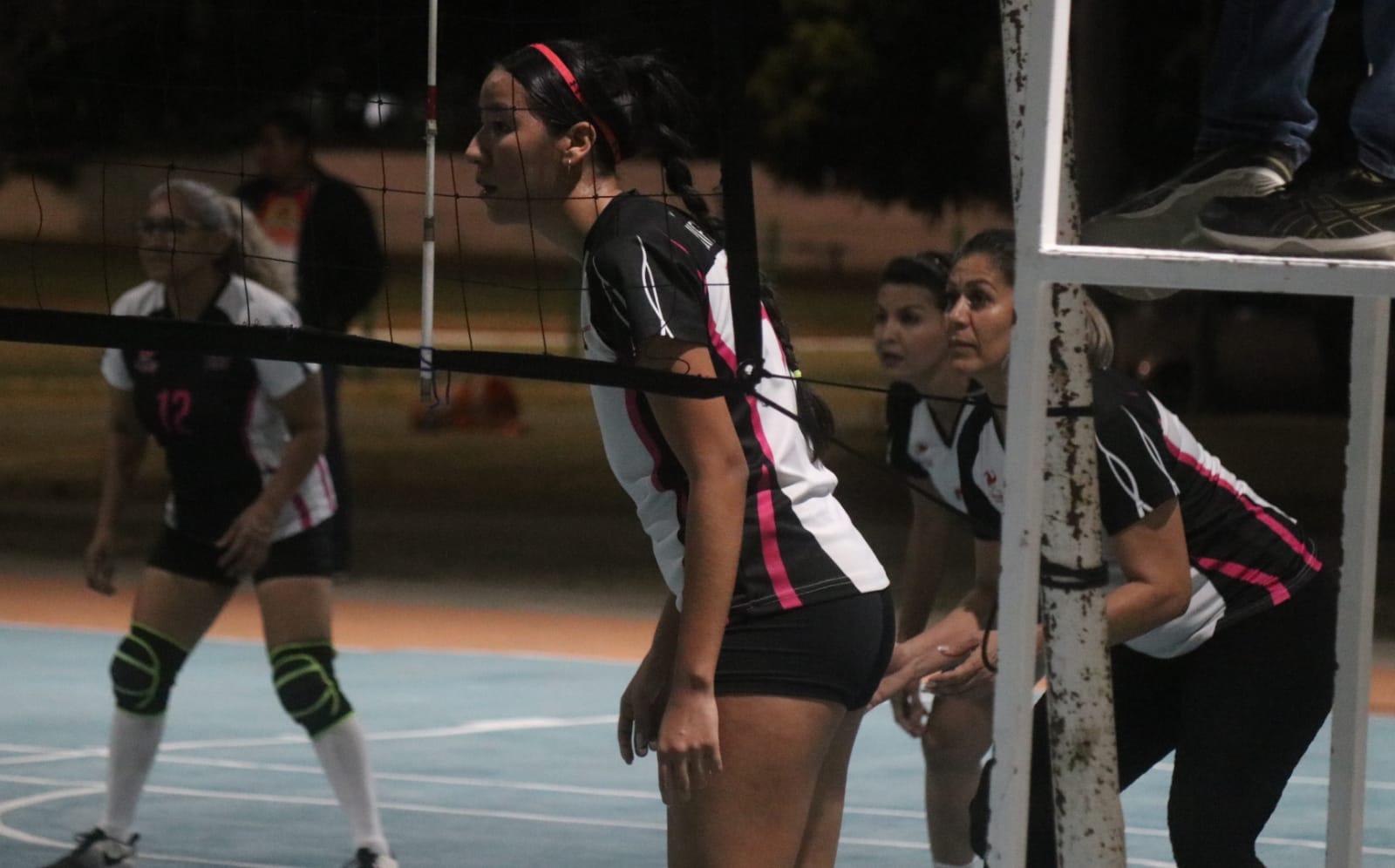 $!Redondean Club Soles y Wapas Team gran campaña con campeonato en Voleibol de Sala Imdem