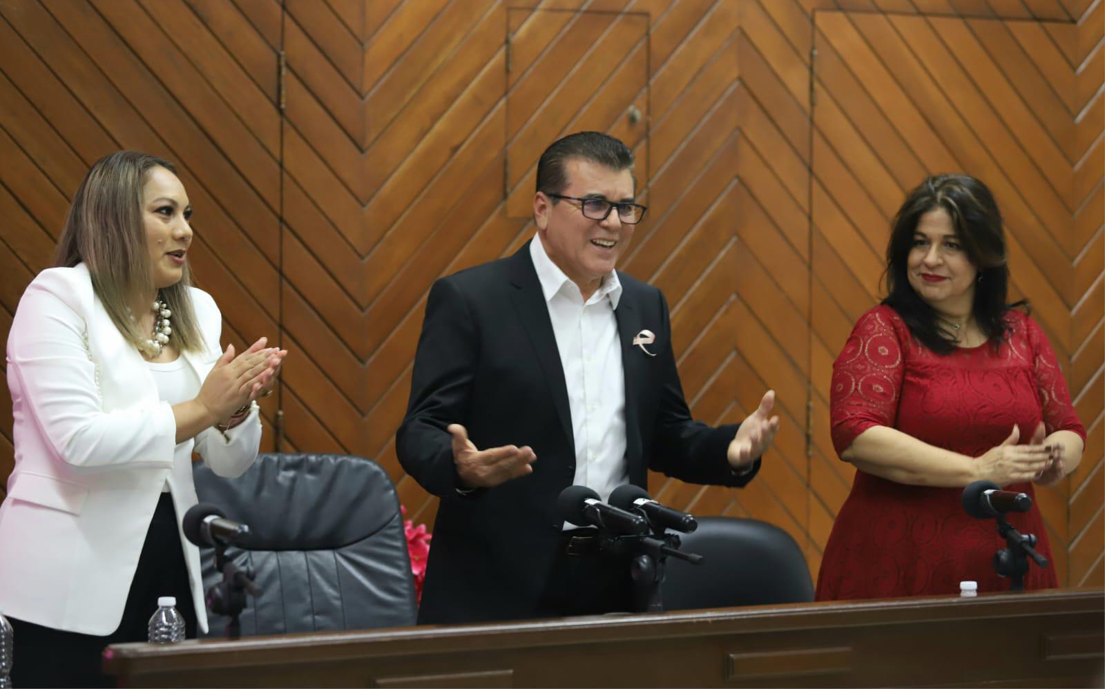 $!Alcalde de Mazatlán presenta su último Informe de Gobierno ante regidores