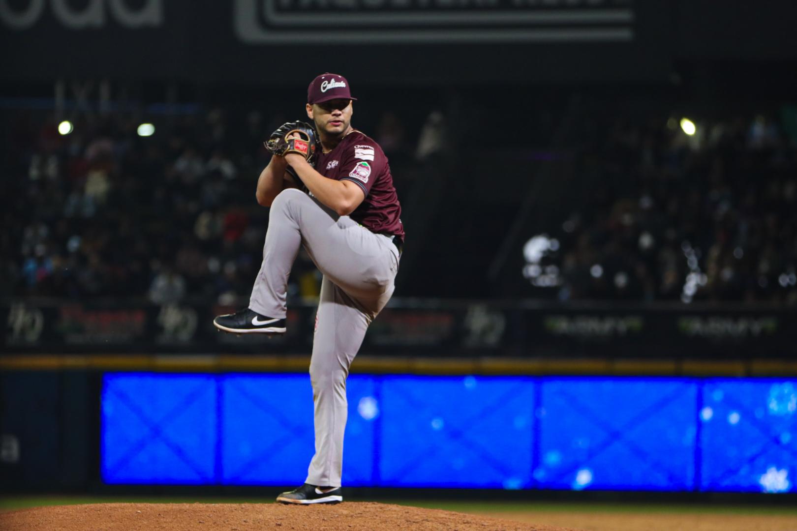 $!Grand slam de Luis Verdugo le da la victoria a Tomateros