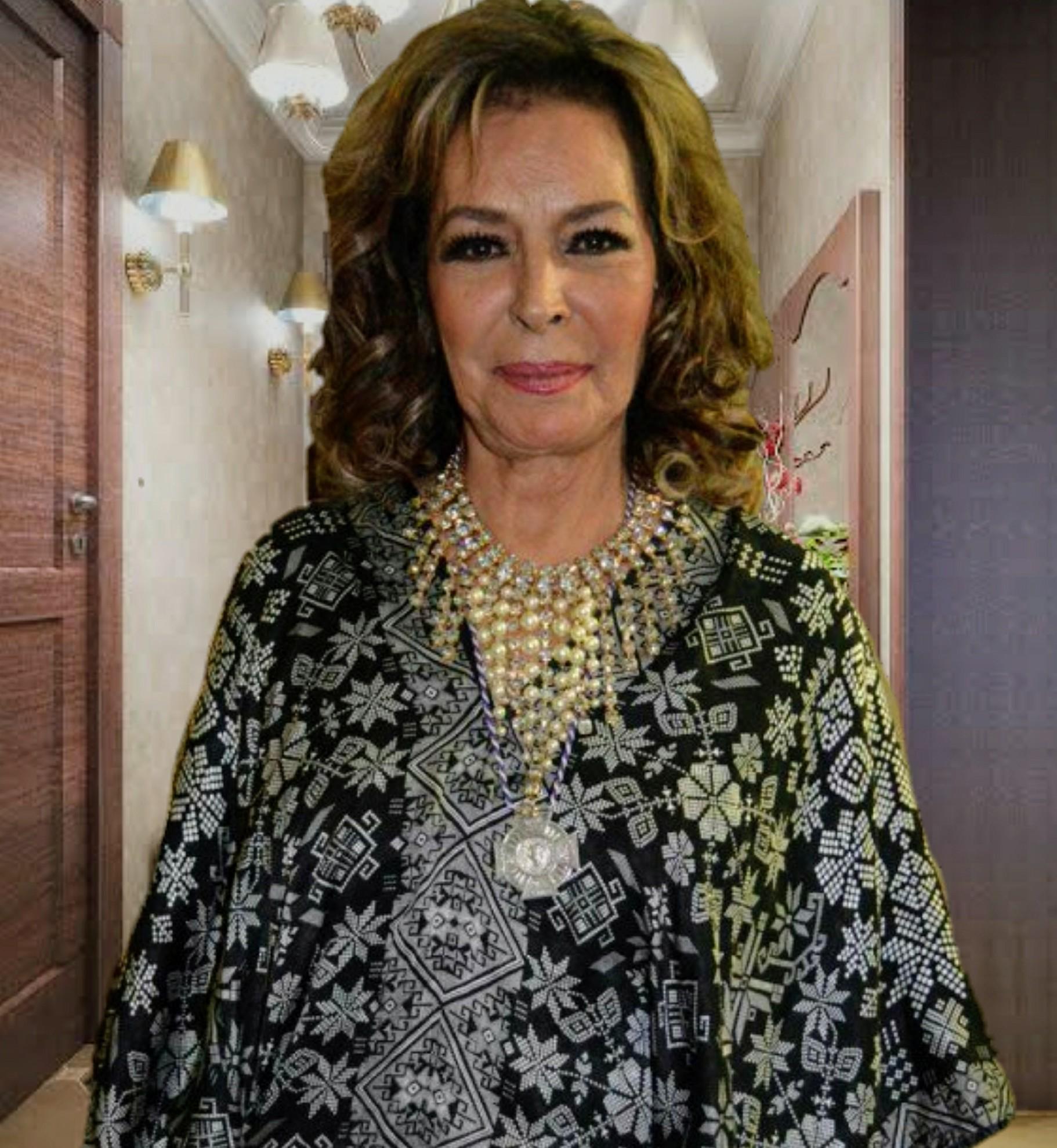 $!Elsa Aguirre es de la pocas divas de la época del oro del cine mexicano que aún vive y conserva su belleza casi intacta.