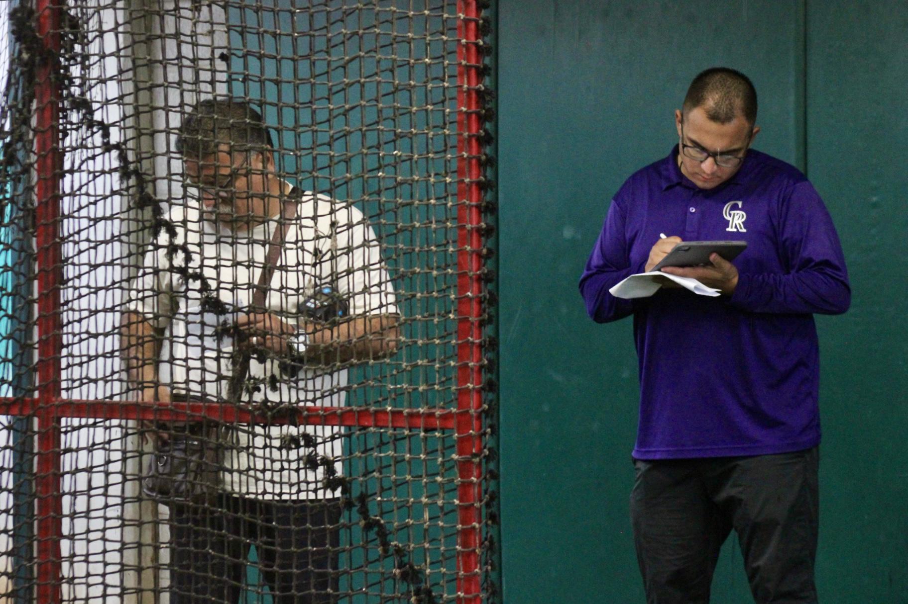 $!Scout de Rockies de Colorado visita Academia de Beisbol de Venados de Mazatlán