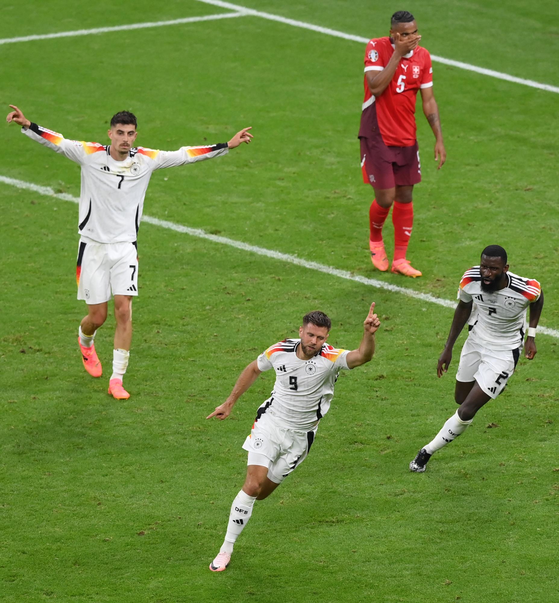 $!Füllkrug salva la primera plaza para Alemania en la Eurocopa