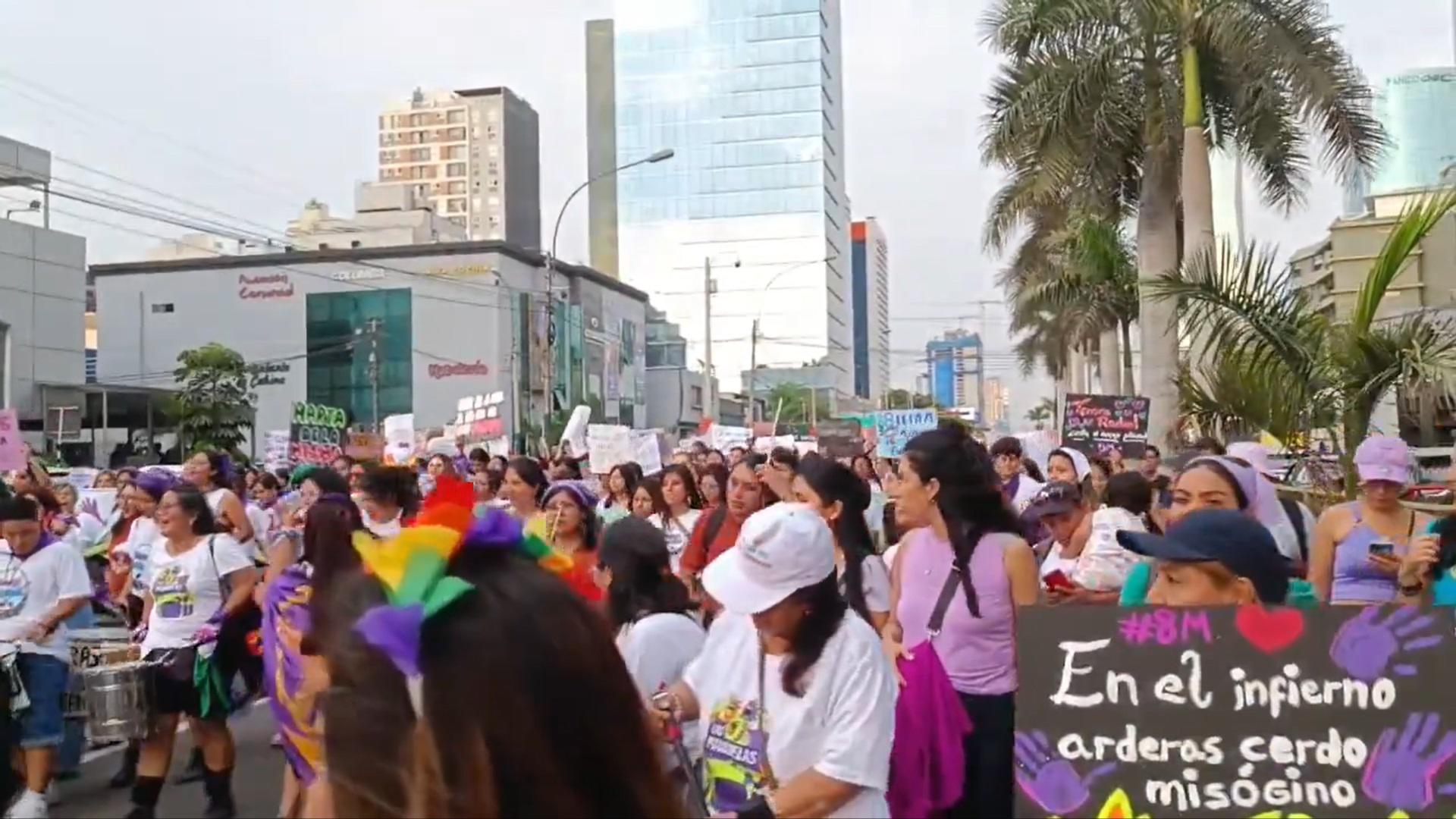 $!Buscadoras, sobrevivientes de feminicidio, infancias y colectivas toman las calles de CDMX