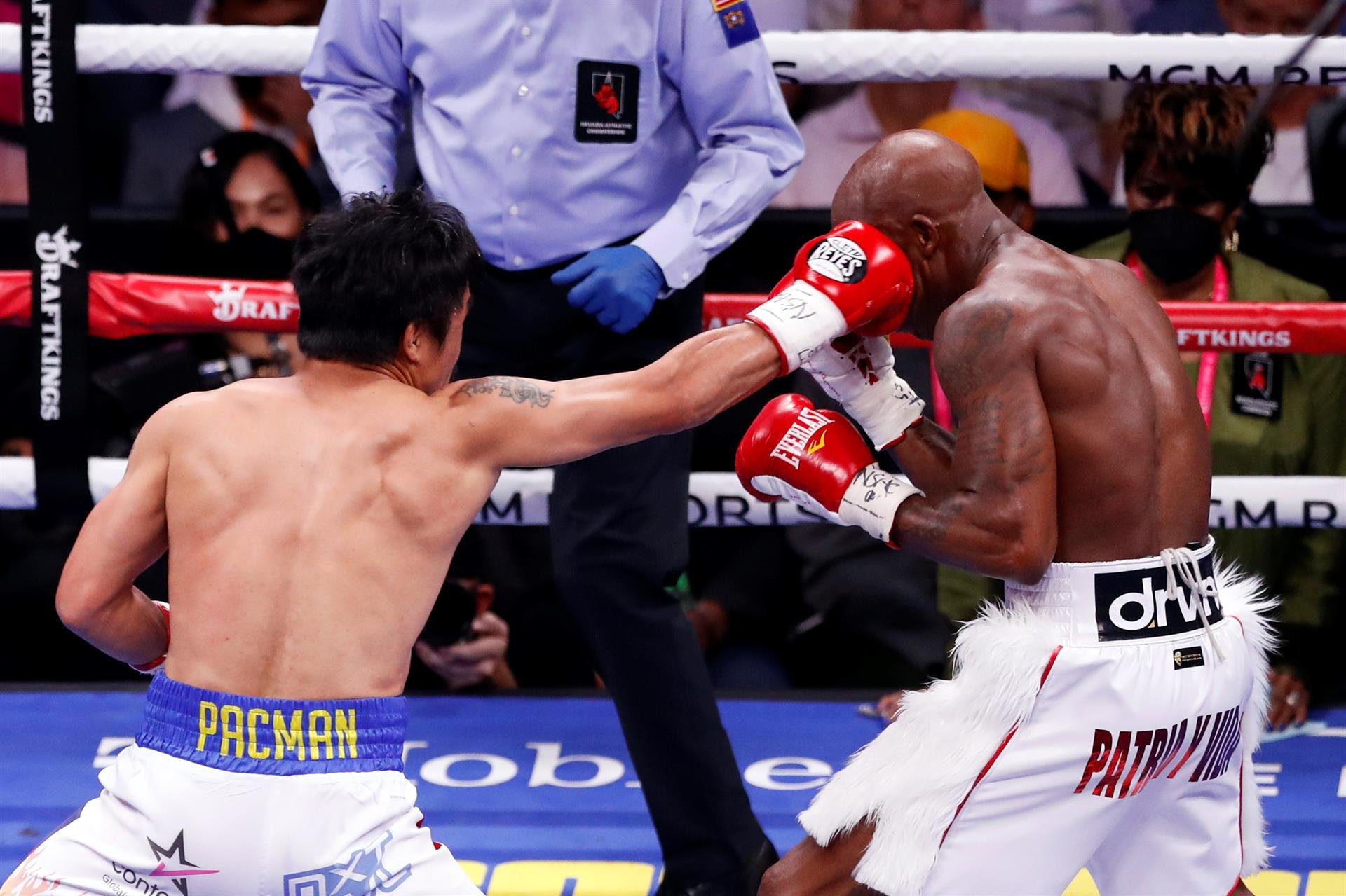 $!Manny Pacquiao cae por decisión unánime ante Yordenis Ugás en su regreso al ring