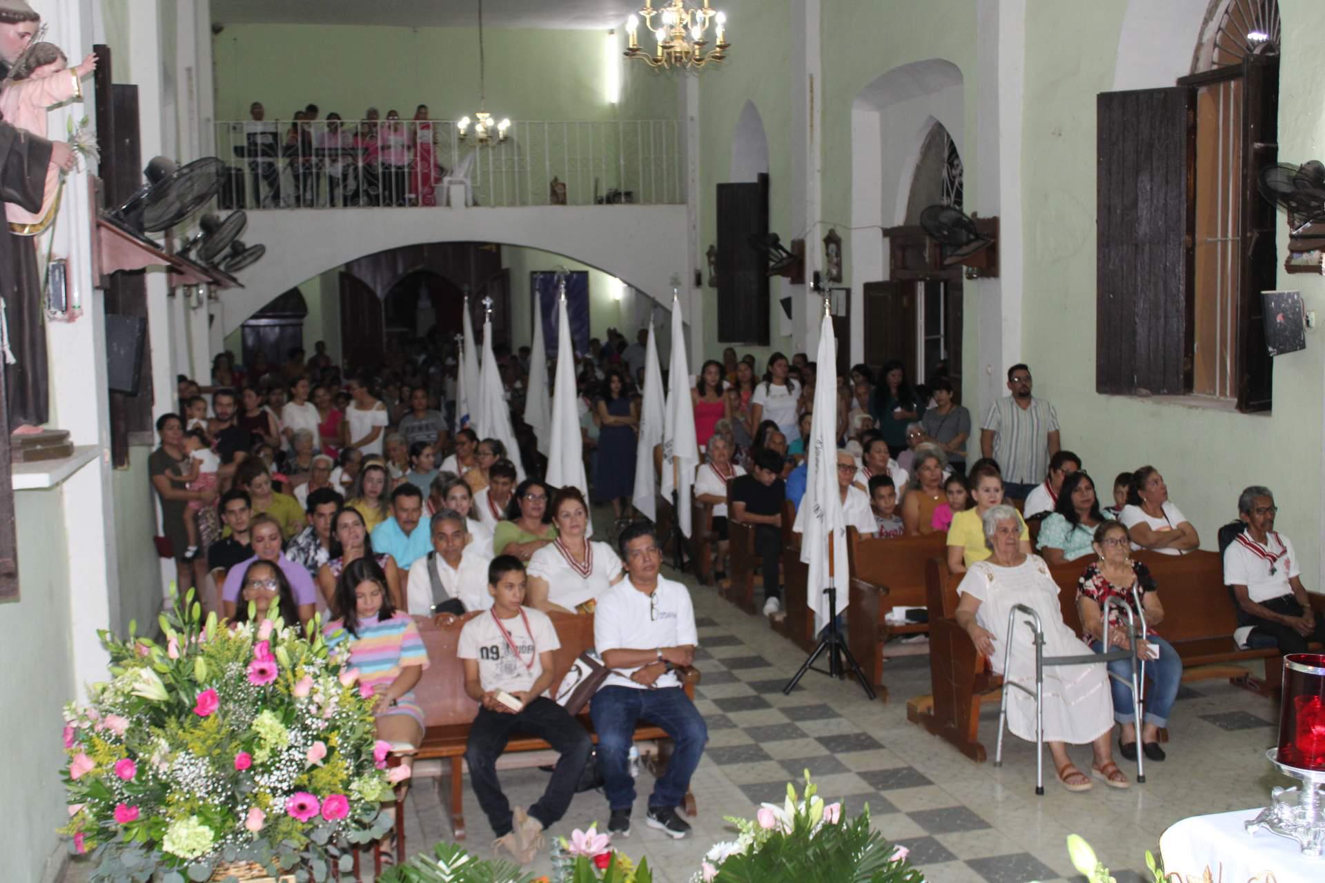 $!Cacalotán celebra a su patrona la Virgen de Loreto