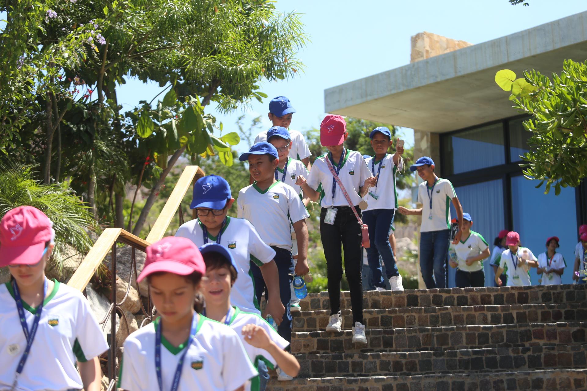 $!Se le dio la bienvenida a los niños, a la aventura de adentrarse en la naturaleza.