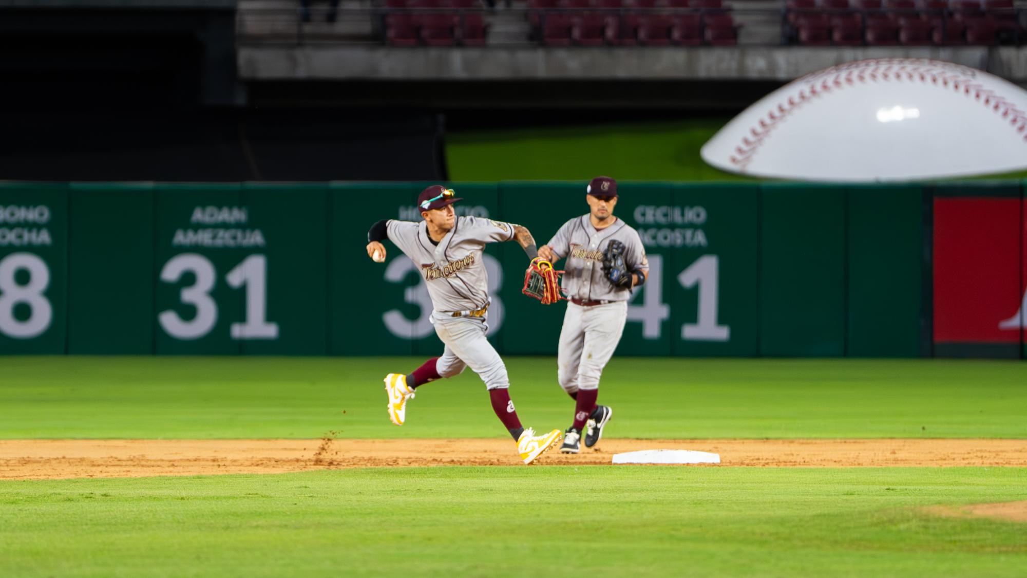 $!Cañeros de Los Mochis le pega de visita a Tomateros de Culiacán en el Cuadrangular del Bienestar 2024