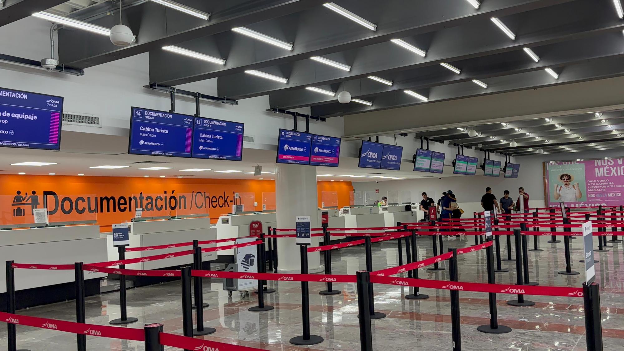 $!Tras horas del fallo informático, algunos viajeros permanecieron varados en el Aeropuerto de Culiacán