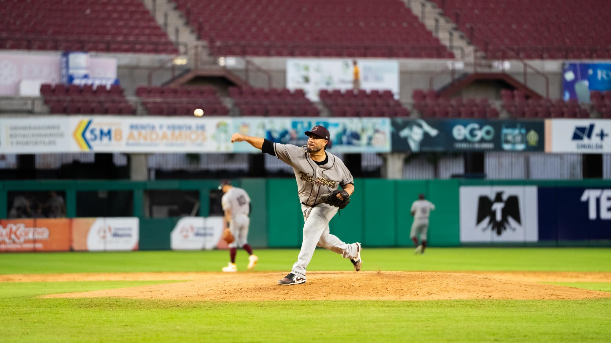 $!Cañeros de Los Mochis le pega de visita a Tomateros de Culiacán en el Cuadrangular del Bienestar 2024