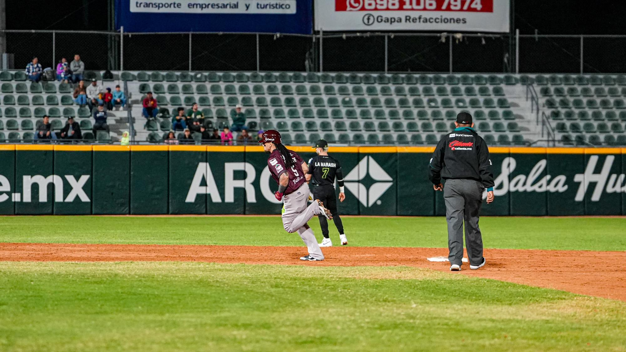 $!Tomateros inicia la segunda vuelta con una victoria a base de jonrones