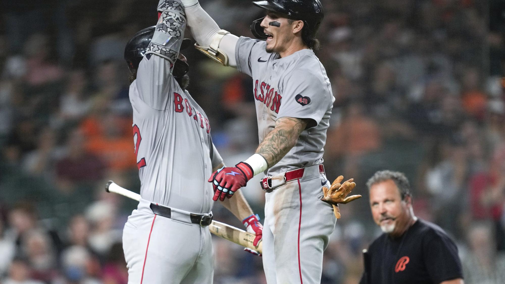 $!Boston remonta y supera a Tigres con HR de mexicano Jarren Durán en la décima