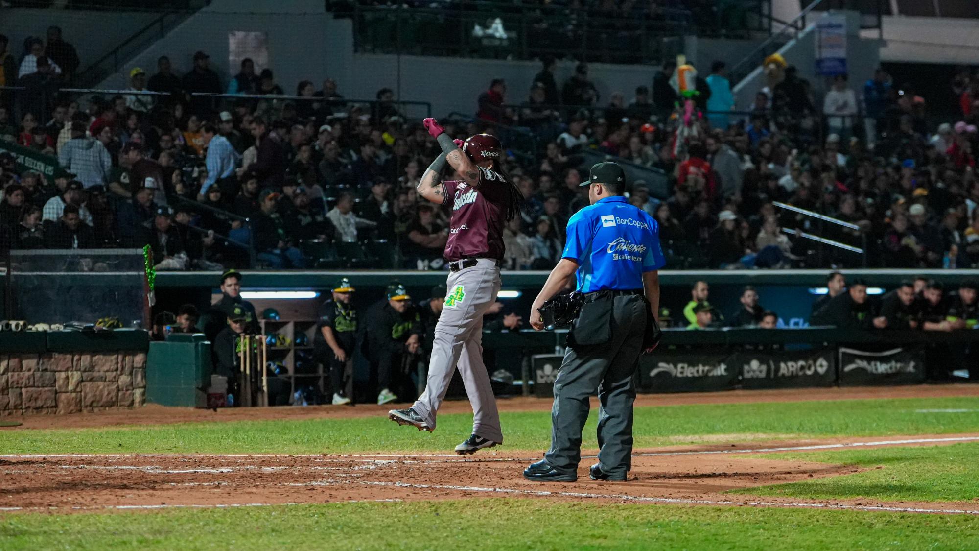 $!Tomateros inicia la segunda vuelta con una victoria a base de jonrones