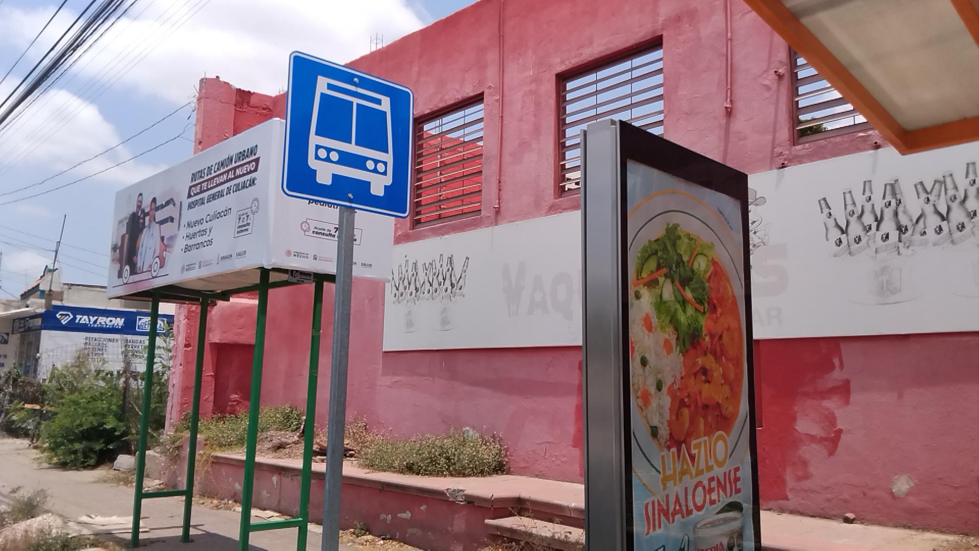 $!El Gobierno de Culiacán instala señalamientos viales para paradas de camiones