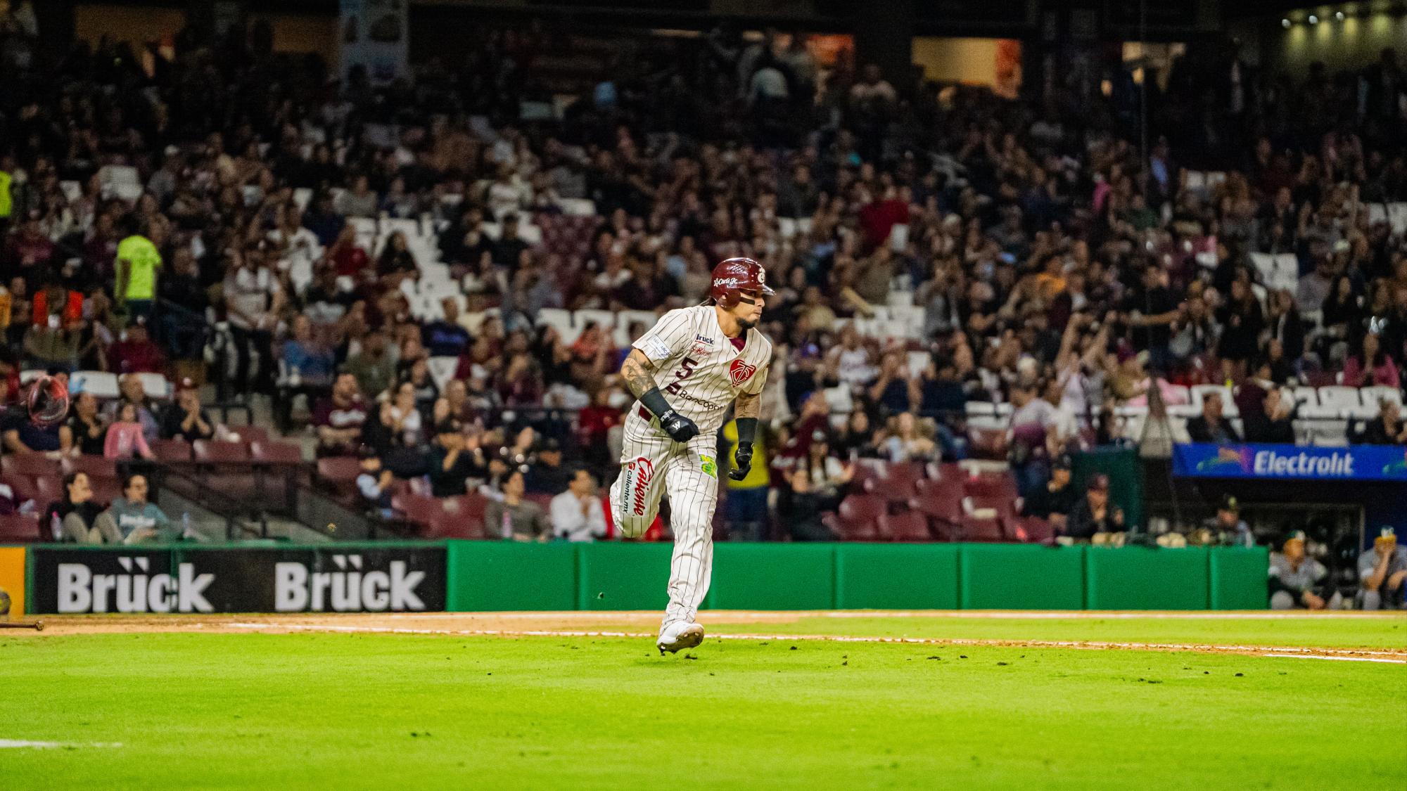 $!Tomateros arranca con triunfo la última serie del rol regular