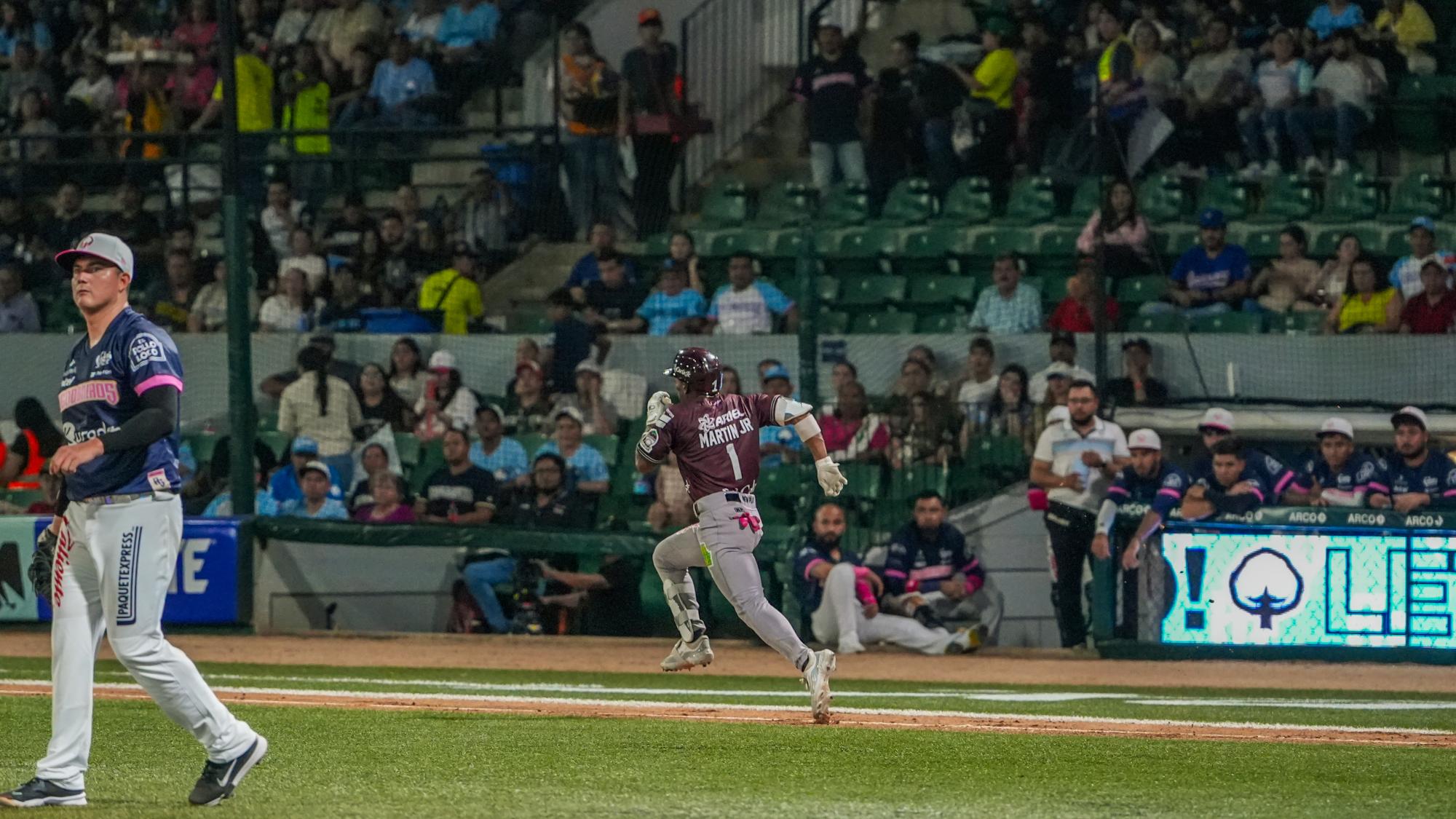 $!Dwight Smith Jr. conecta jonrón, pero Tomateros cae en Guasave