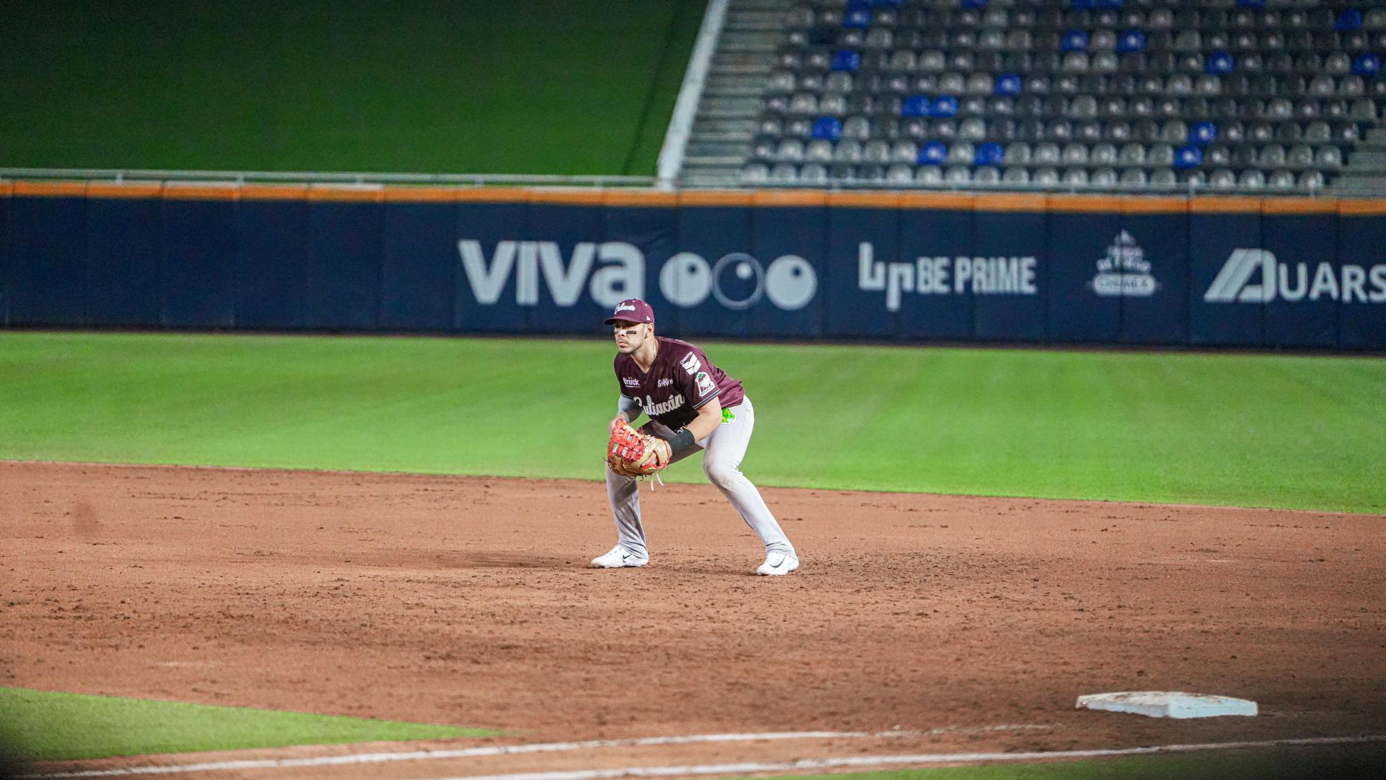 $!Tomateros se lleva un emocionante duelo de volteretas