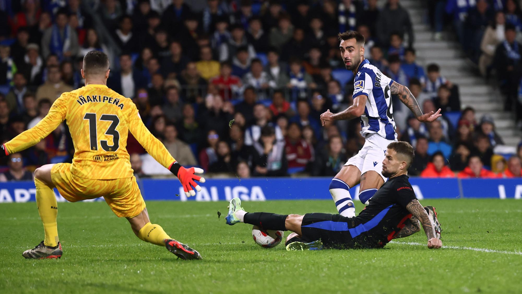 $!La Real Sociedad frena al Barcelona y se impone 1-0