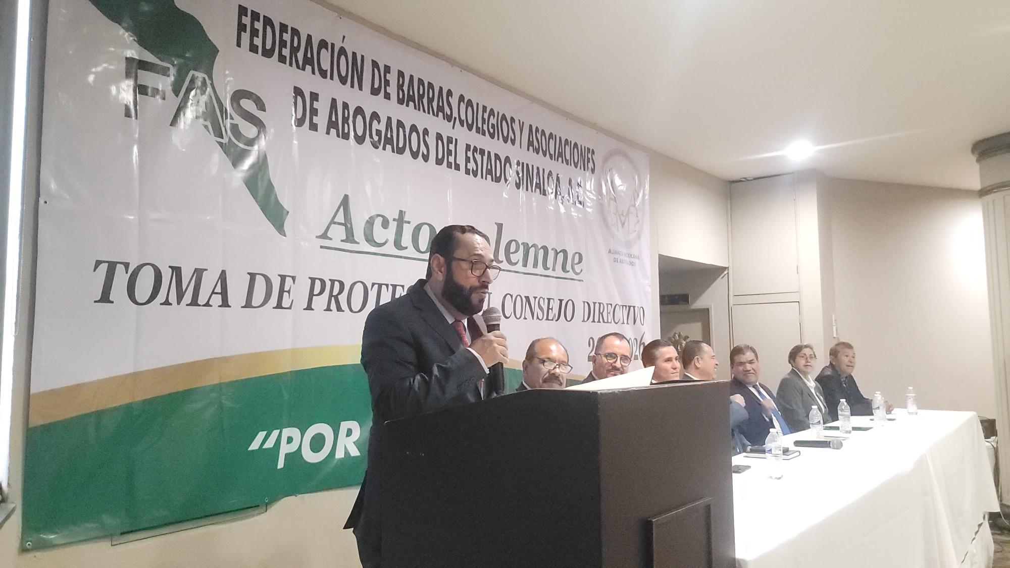 $!Rinde protesta nuevo consejo directivo de la Federación de Abogados de Sinaloa