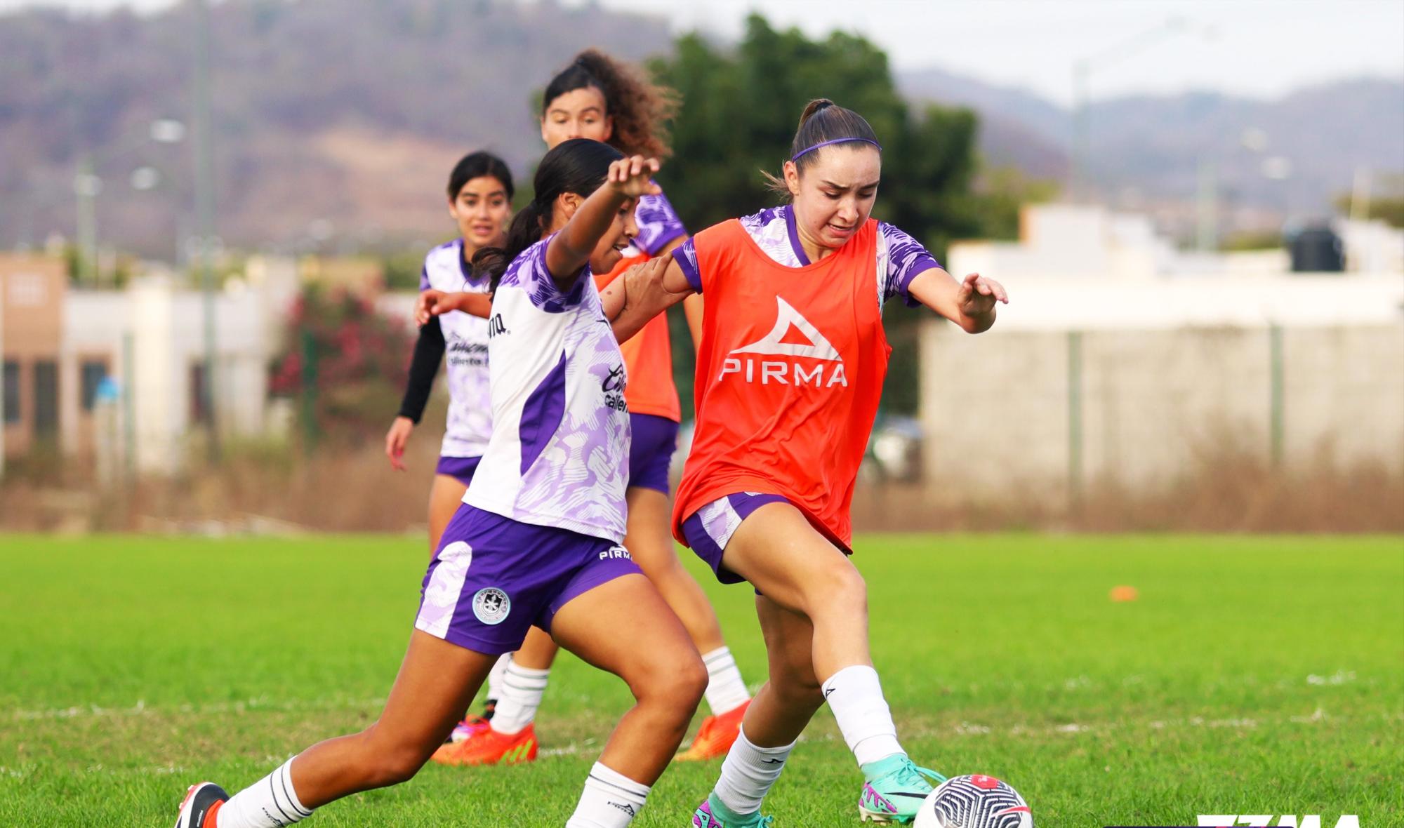 $!Mazatlán Femenil se juega un duro partido contra Atlético de San Luis