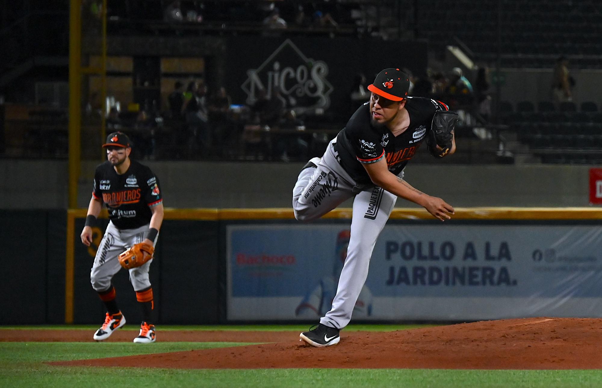 $!Murillo guía triunfo de Naranjeros ante Yaquis en primero de la serie