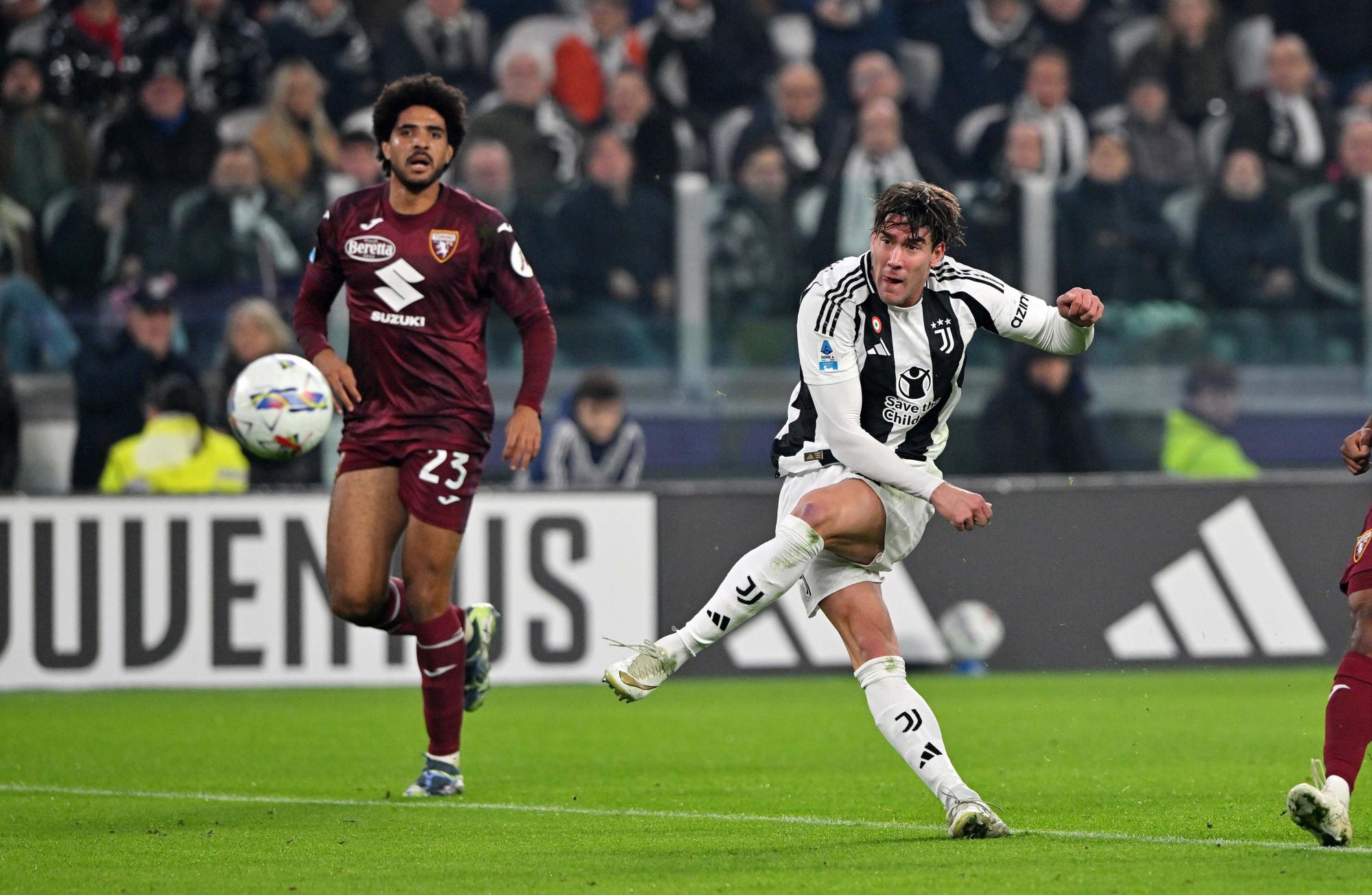 $!La Juventus domina el Derby della Mole y sigue imbatida ante el Torino