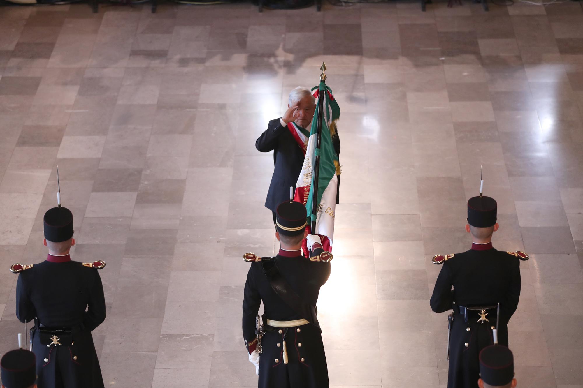 $!AMLO y Sheinbaum arriban a San Lázaro para el cambio del Poder Ejecutivo Federal