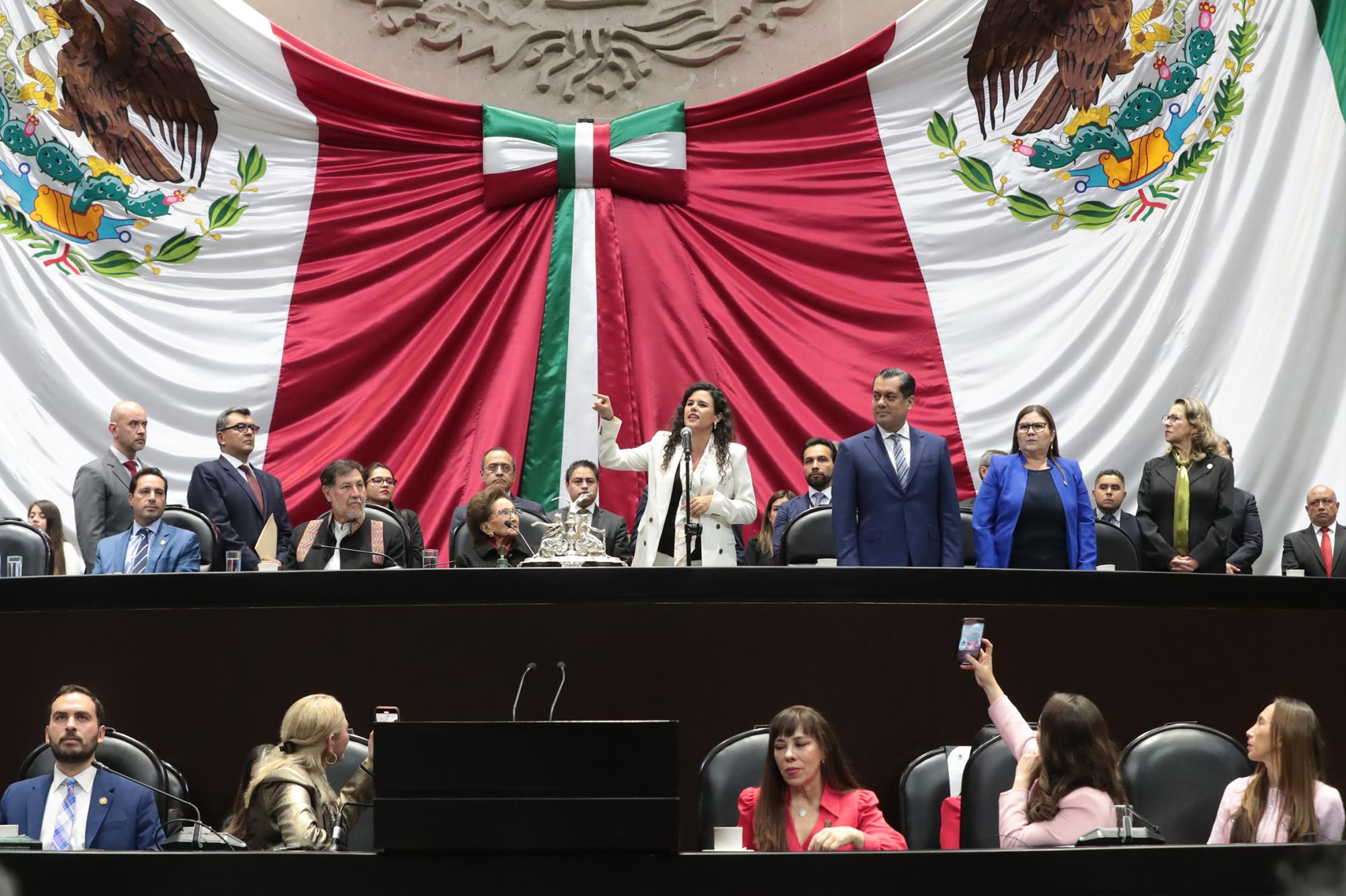 $!Inicia funciones la 66 legislatura; diputados y senadores reciben sexto informe de gobierno de AMLO