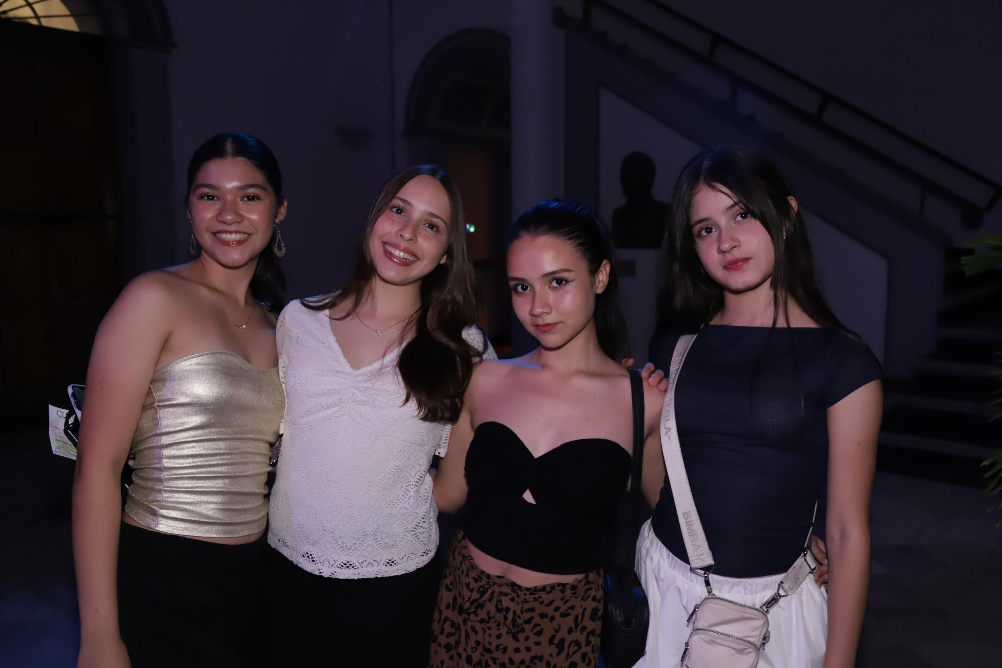 $!Dalia Domínguez, Thamara Gamero, Mya Villanueva e Ivanna Torróntegui.