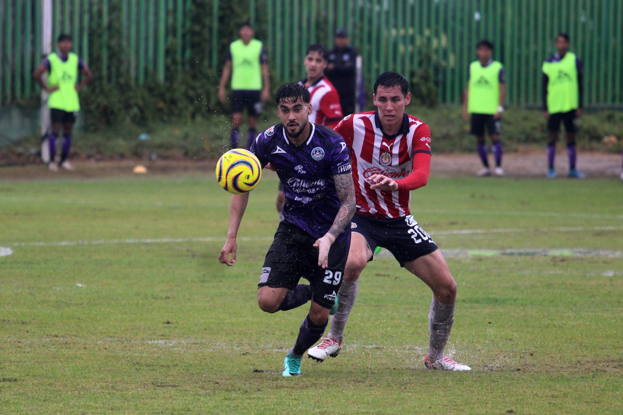 $!Mazatlán Sub 23 vence con autoridad a las Chivas