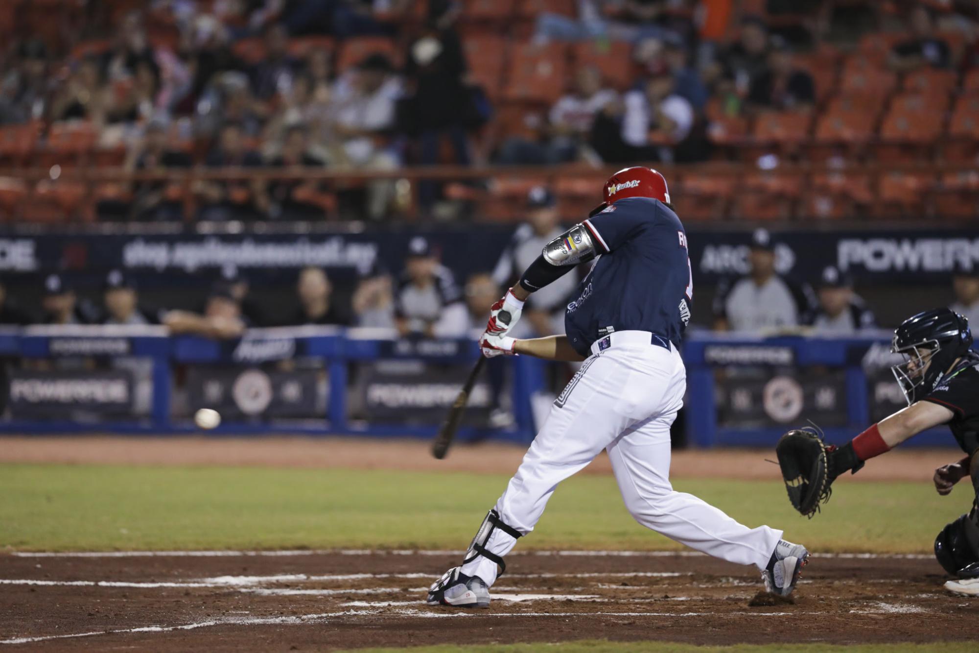 $!Sultanes de Monterrey se lleva la doble cartelera ante Águilas de Mexicali