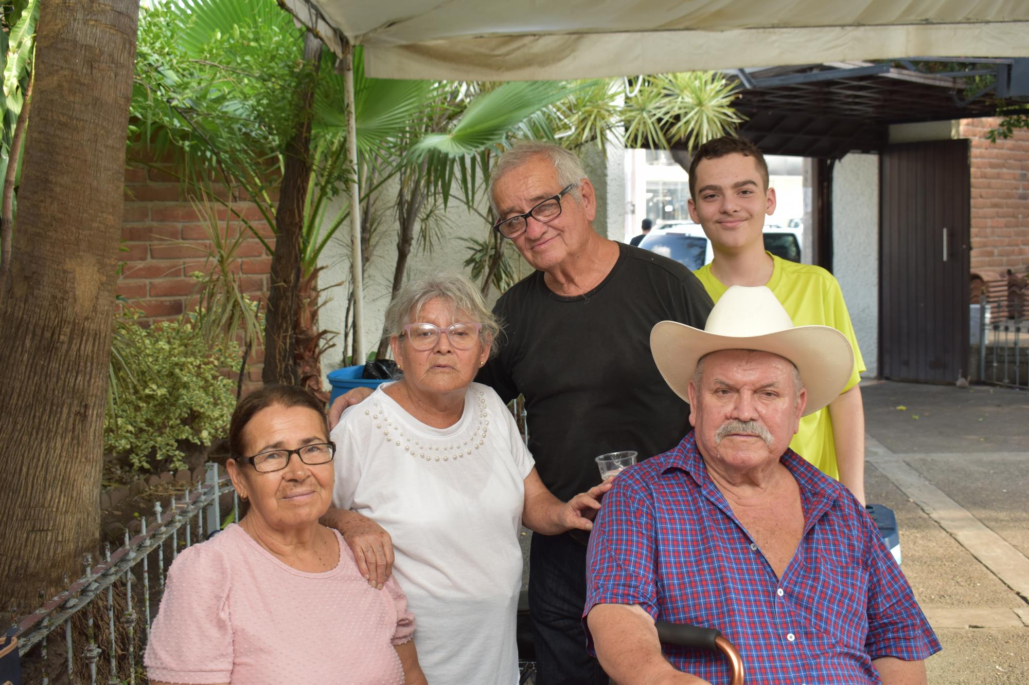 $!Con Luis Fernando Sánchez, Odilia López y Miguel López.