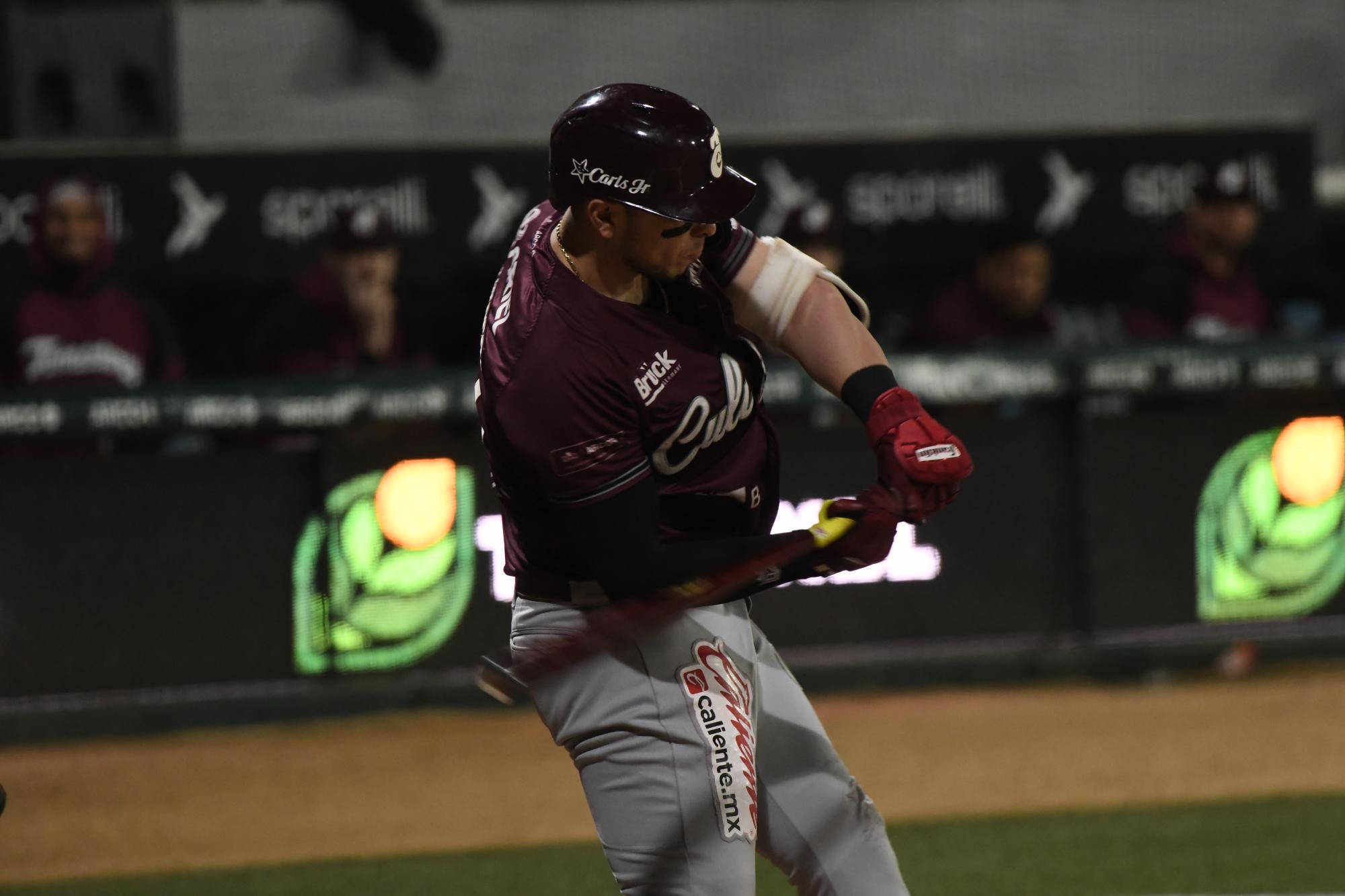 $!Tomateros explota en la octava y apalea a Algodoneros para amarrar la serie