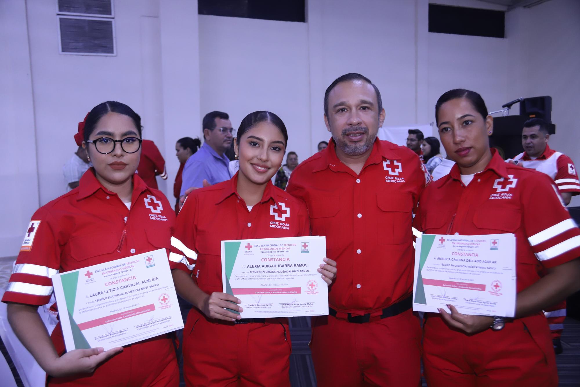 $!Laura Leticia Carvajal, Alexia Ibarra, José Luis Alcaraz y América Cristina Delgado.