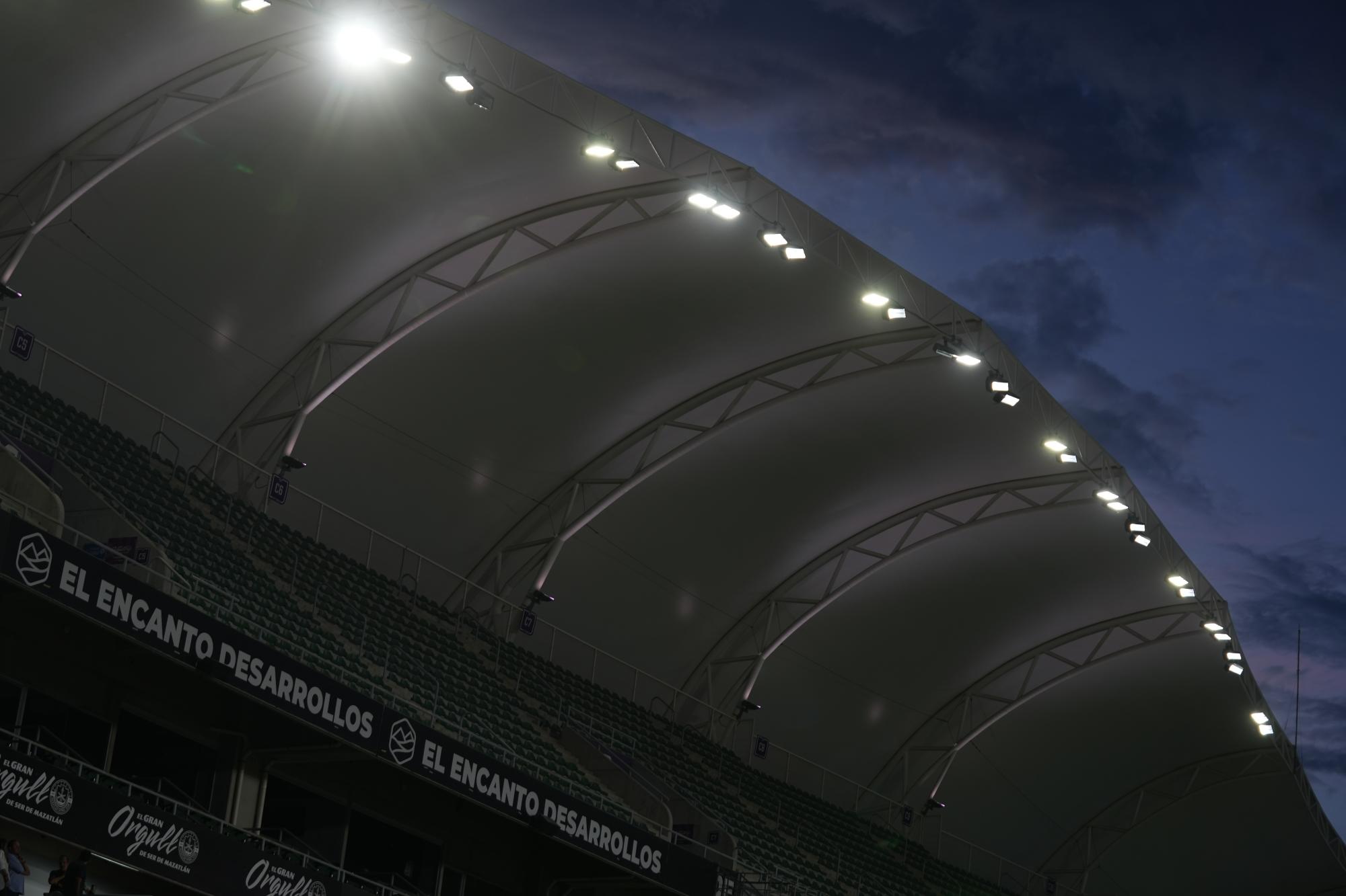 $!Estadio El Encanto estrenará luminarias durante el Mazatlán vs San Luis