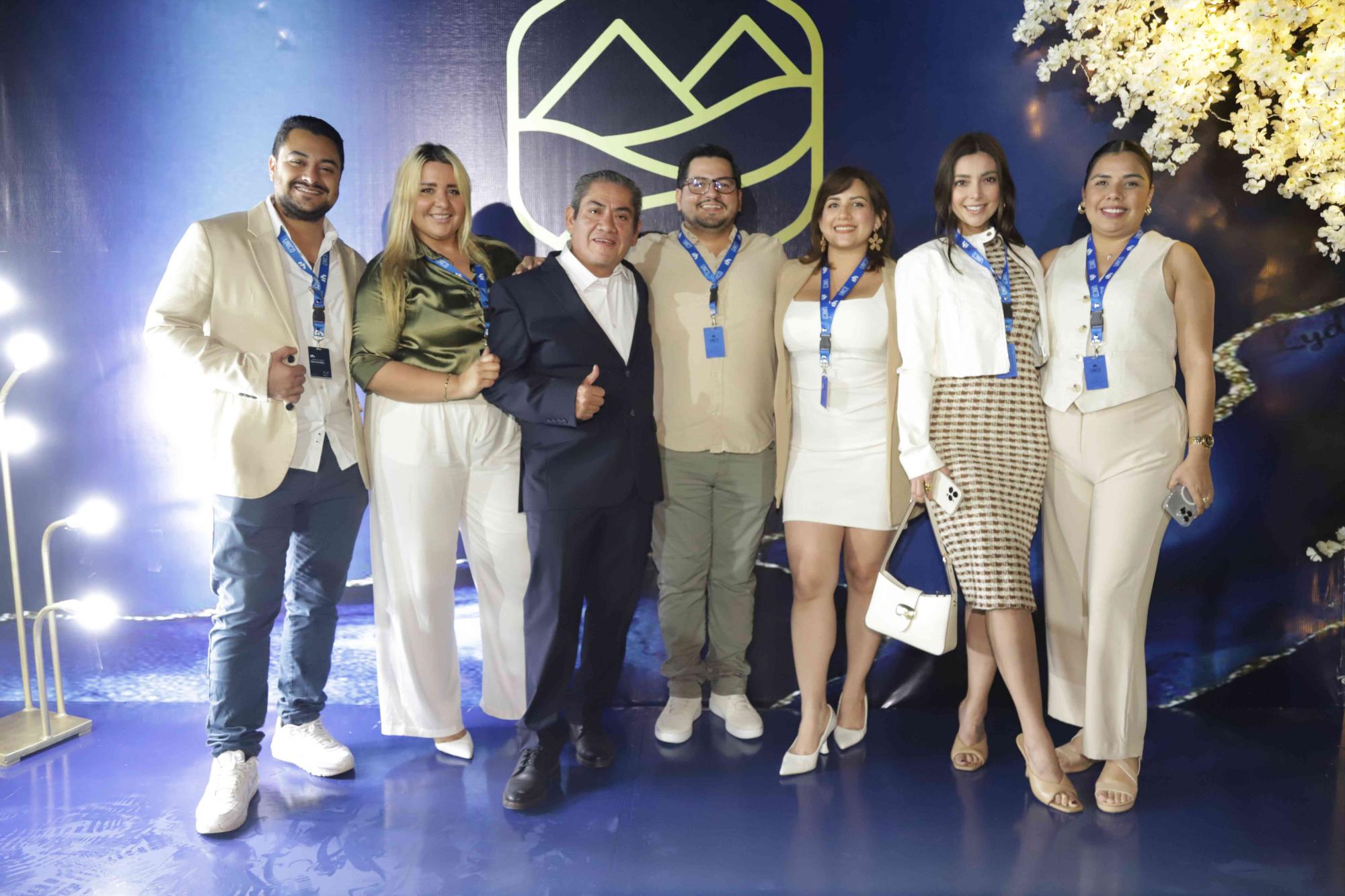 $!José Carlos Hernández, Jazmín Gallardo, Raúl Ricardo, Carlos Magallanes, Anais Castellanos, Fabiola Osuna y Lourdes Luna.