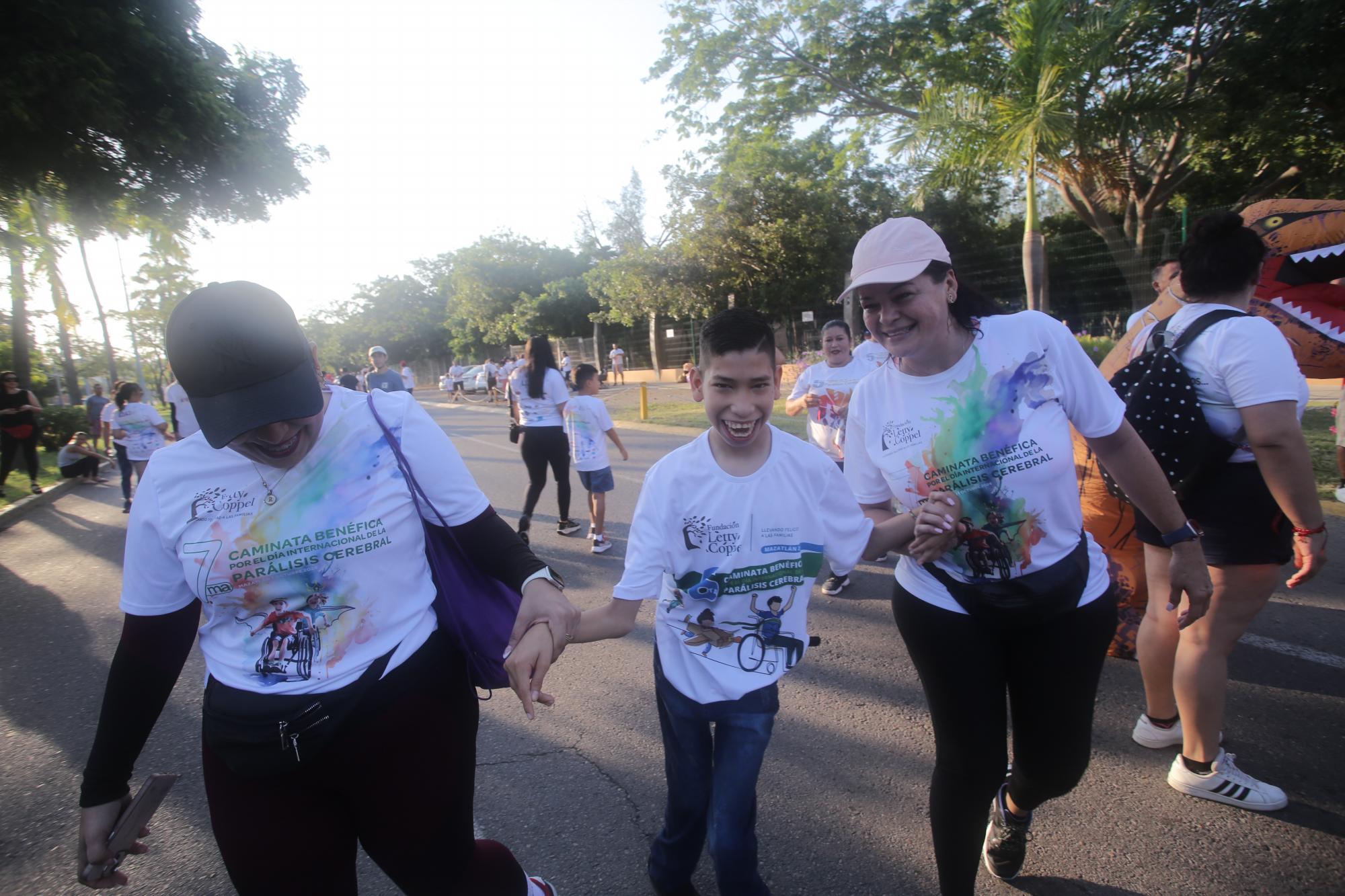 $!Los niños estuvieron felices de participar.