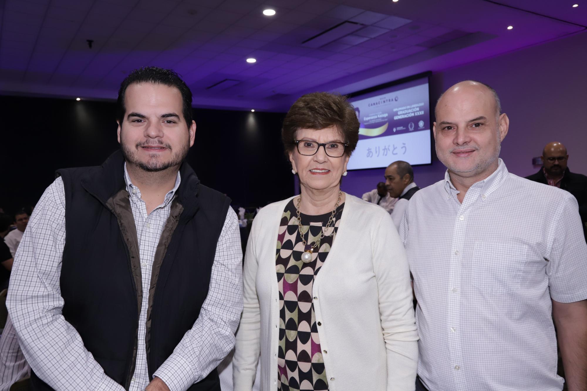 $!Emilio Hernández, Lourdes Magallón y Amador Campos.