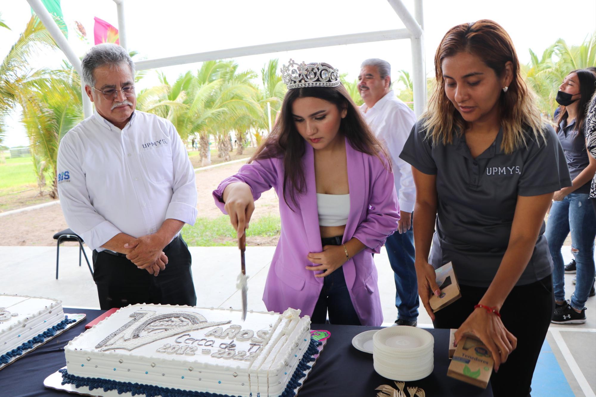 $!La Universidad Politécnica del Mar y la Sierra festeja su aniversario con programa cultural y artístico