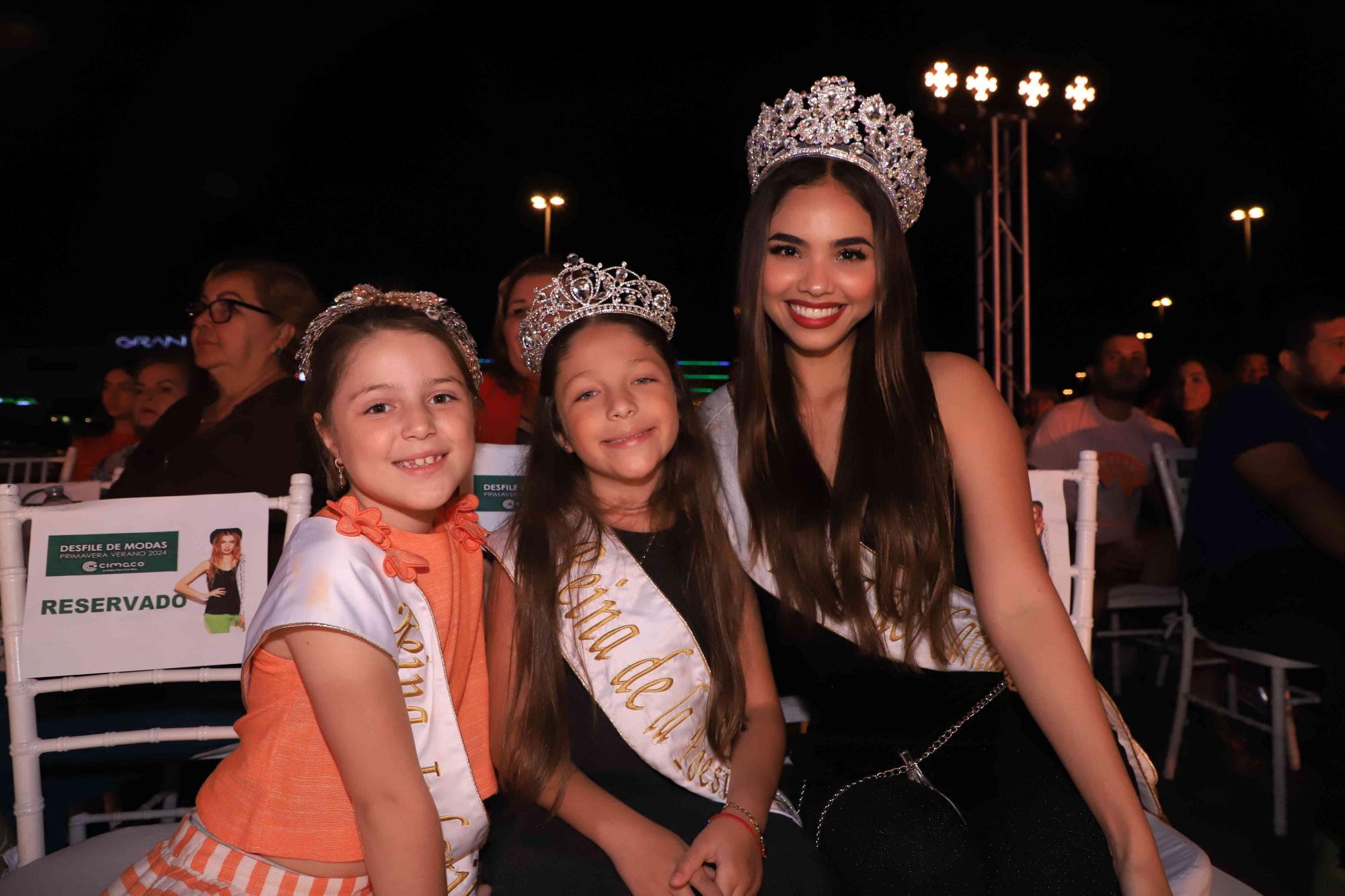 $!María Paula Velarde, Givanna Miranda y Carolina Ruelas, Reina Infantil, Reina de la Poesía y Reina del Carnaval Internacional de Mazatlán 2024, respectivamente.
