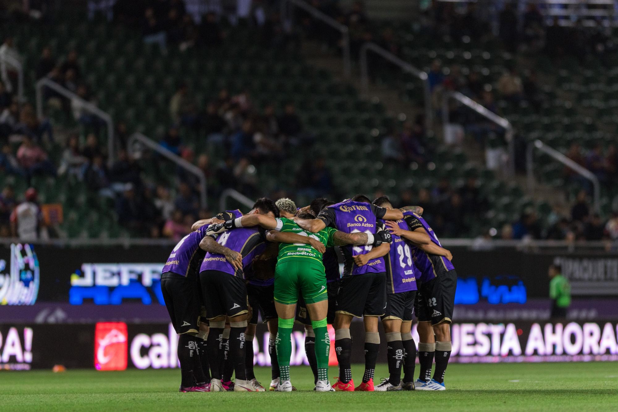 $!Mazatlán se esfuerza hasta el final, pero se queda corto ante el campeón