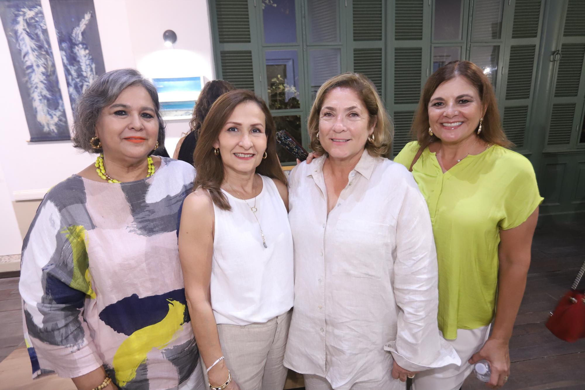 $!Claudia Herrera de Damy, Gaby Ley, Jany Ortiz y María Luisa Escobar.