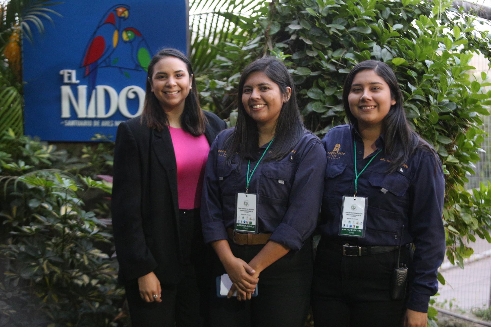 $!Maribel López Santana, Guadalupe Adriana Rojo Audelo y Anayeli de Jesús Quintero Luna, organizadoras del Primer Encuentro de Biología “Observando Ciencia”.