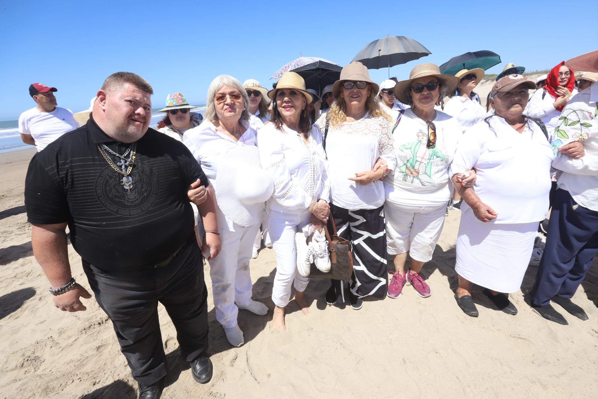 $!Alejandro Armenta, Chiquis Mendoza, Bety Moncayo, Alicia Torres, Nely Quiroz y María Librada.