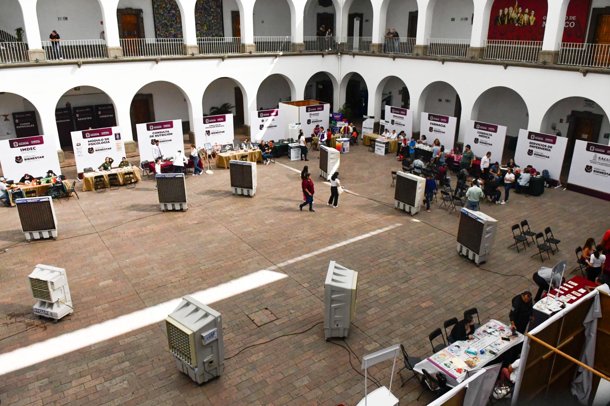 $!Feria del Bienestar en Culiacán registra una extraordinaria afluencia y demanda de servicios de salud