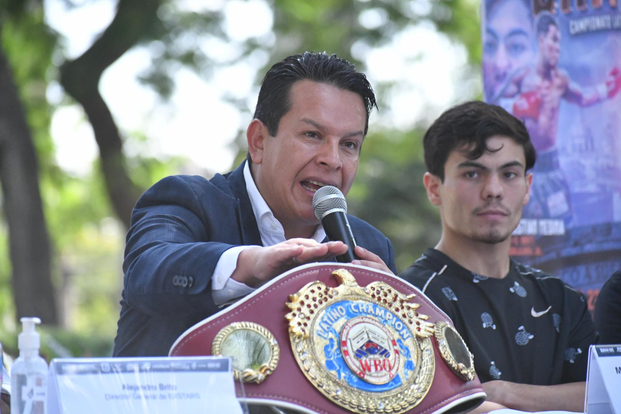 $!Sinaloense Alexis ‘Chapito’ Molina, listo para buscar el título en Guadalajara