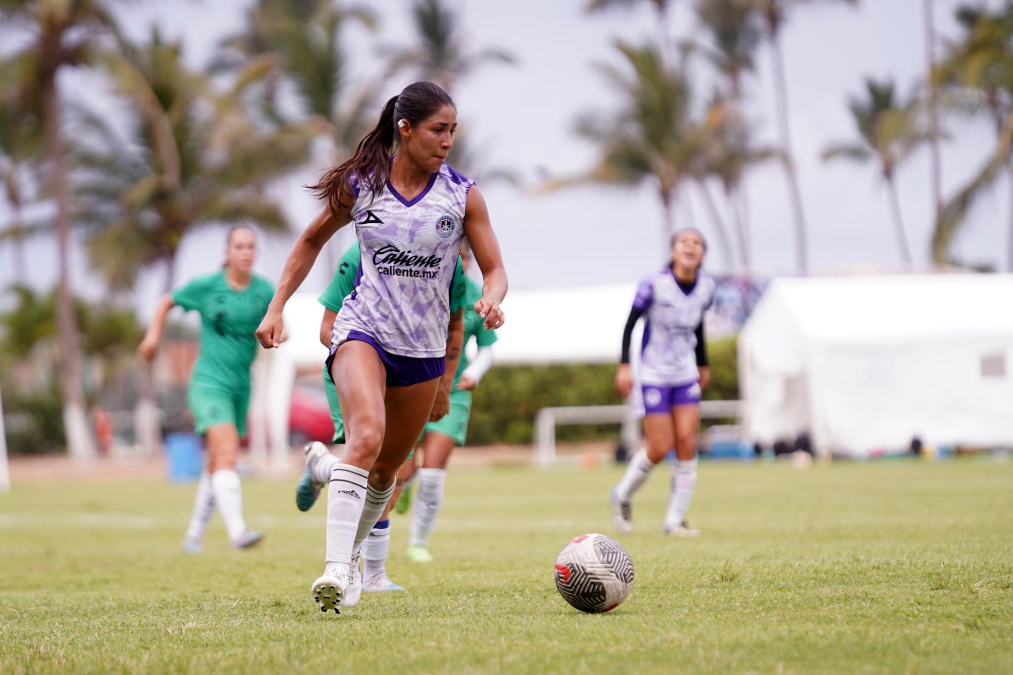 $!Mazatlán Femenil no perdona a Santos en juego amistoso