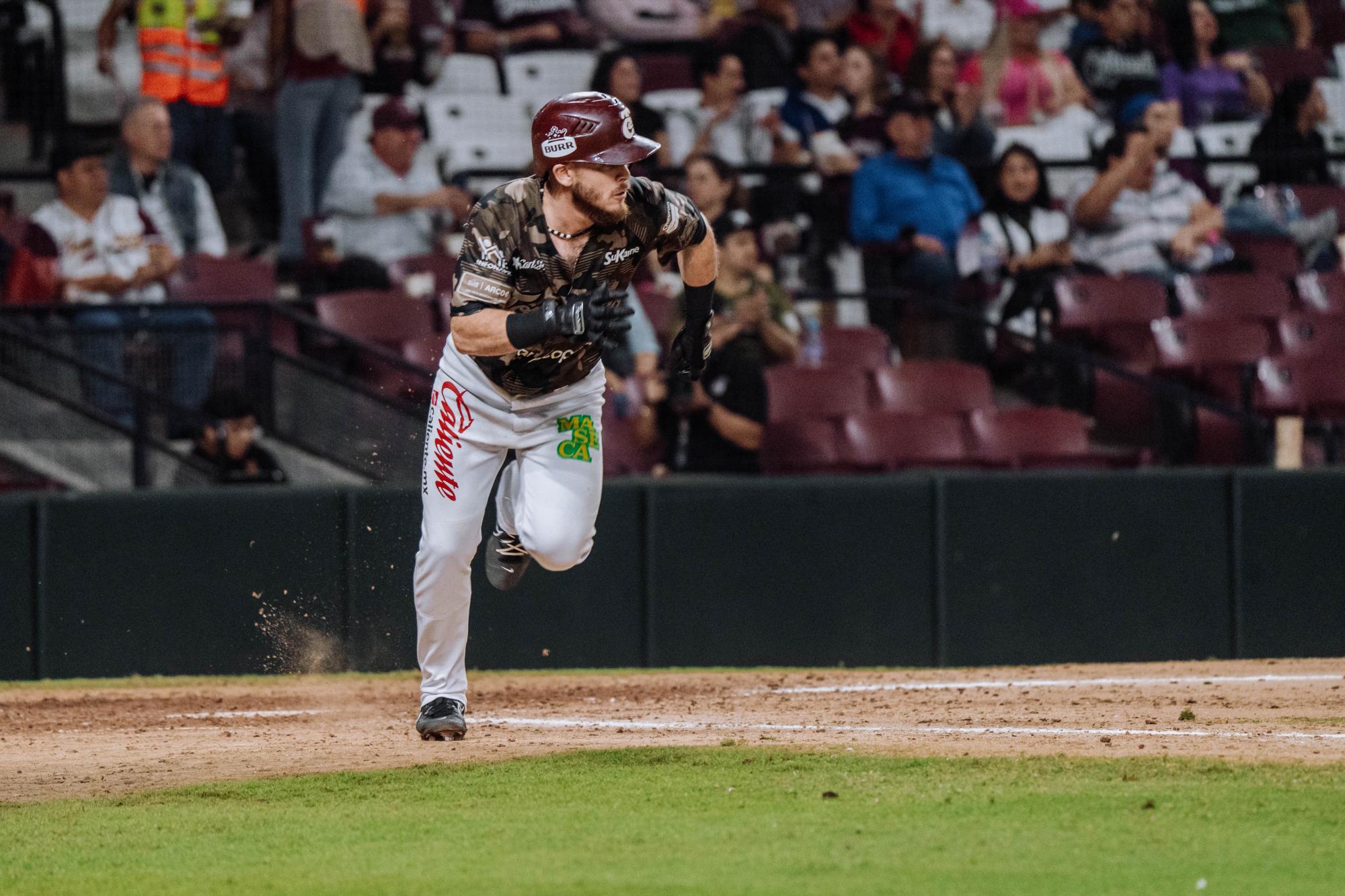 $!Tomateros de Culiacán gana su primera serie de la segunda vuelta