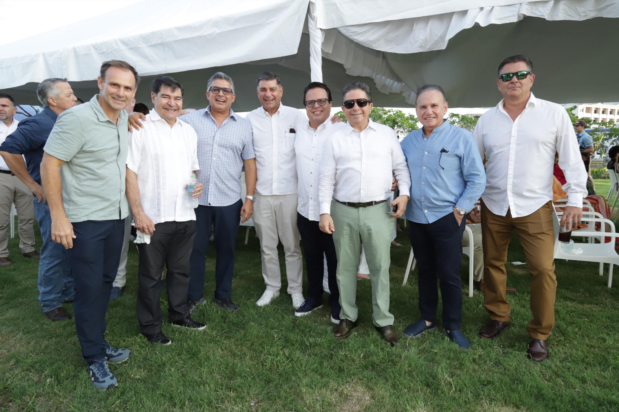 $!Antonio López Puerta, Javier Lizárraga, Ricardo Ramírez, Arturo Lizárraga, Luis y Héctor Huerta, Adrián Bastidas y Roberto González.