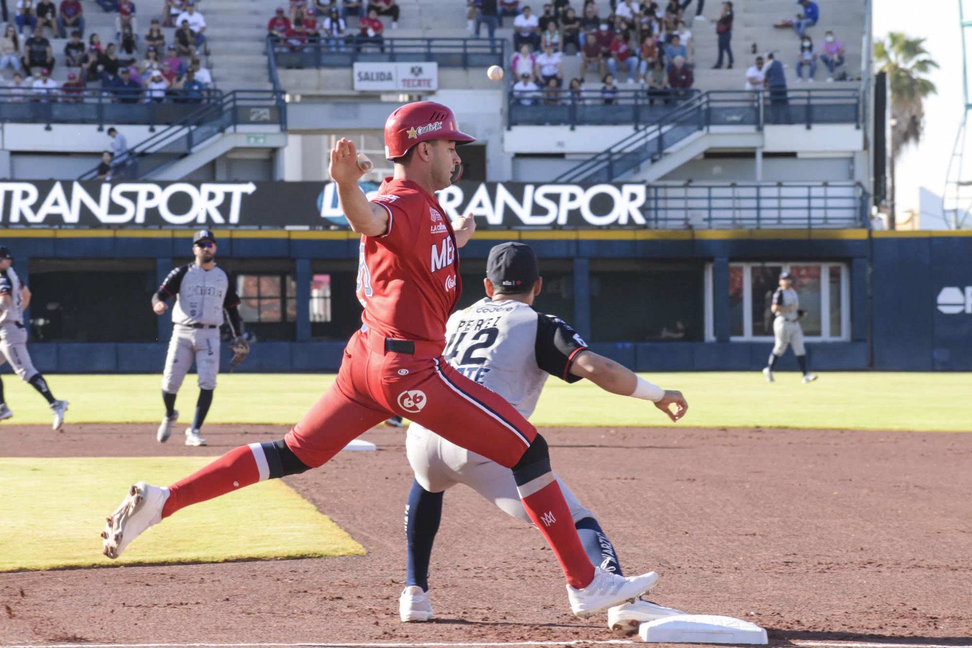 $!Sultanes de Monterrey se lleva la doble cartelera ante Águilas de Mexicali